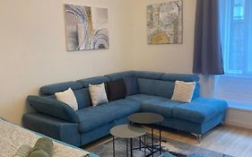 Blue Danube Apartment Downtown With Free Parking